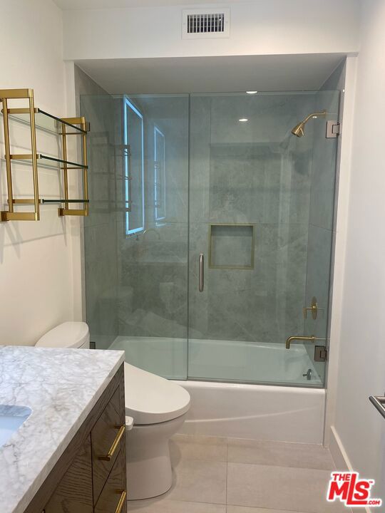 1825 Midvale Avenue, Los Angeles CA: https://media.crmls.org/mediaz/fd282388-5e80-49d4-8bb9-fe7c4287026a.jpg