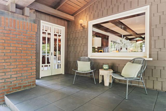 2039 Edgewood Drive, South Pasadena CA: https://media.crmls.org/mediaz/fd29eb2e-ca74-4847-b5d1-ac9e01d5e484.jpg