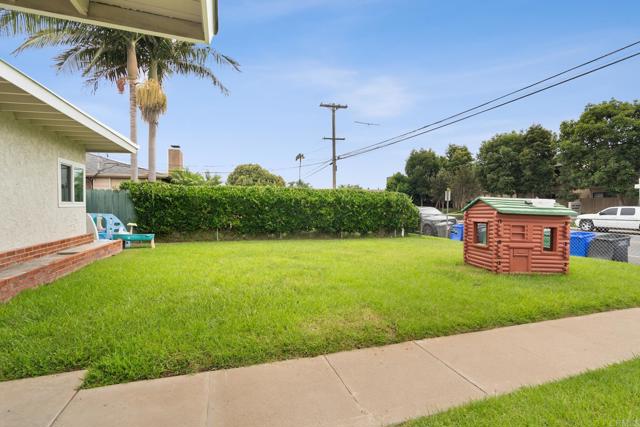 Detail Gallery Image 4 of 25 For 2606 Jefferson St, Carlsbad,  CA 92008 - 3 Beds | 2 Baths