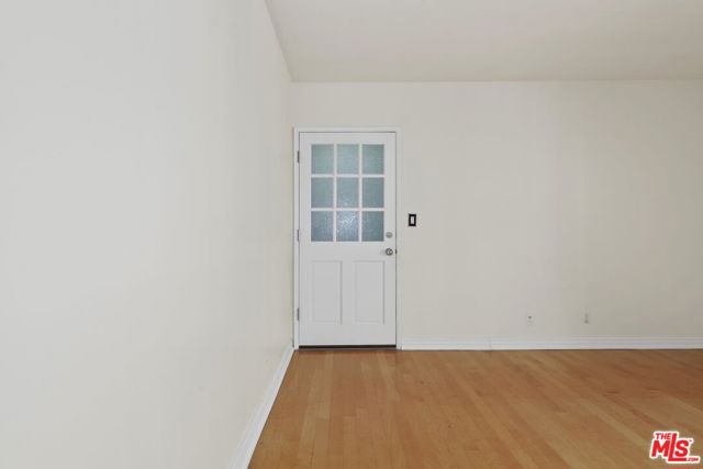 934 19th Street, 5 photo 4