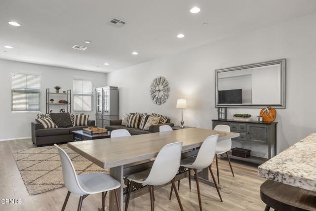 577 Pioneer Street, Camarillo, CA, 93010 577 Pioneer Street, Camarillo, CA, 93010
