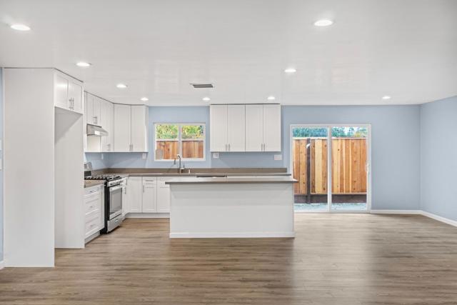 95 Farrell Avenue, Gilroy CA: https://media.crmls.org/mediaz/fd2ab856-ea86-4876-852a-f96a96a4a2d8.jpg