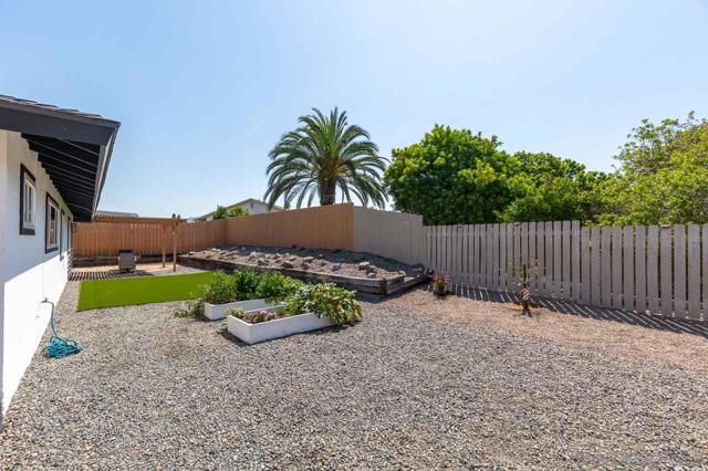 12365 Horado Rd, San Diego CA: https://media.crmls.org/mediaz/fd2b79ef-d715-4056-95d0-bc2550ba08ae.jpg