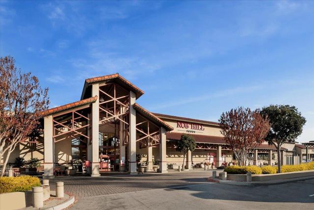 1501 Welburn Avenue, Gilroy CA: https://media.crmls.org/mediaz/fd2bad64-b2e6-4f70-8605-b8e83976e4dd.jpg