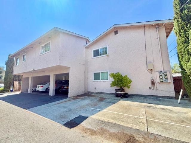 3814 Seven Trees Boulevard, San Jose CA: https://media.crmls.org/mediaz/fd2ced53-4643-4219-9a1a-e10742d26798.jpg