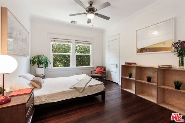 2130 W 27th Street, Los Angeles CA: https://media.crmls.org/mediaz/fd2d4112-52d8-4b88-8a5b-d45a18e8f550.jpg