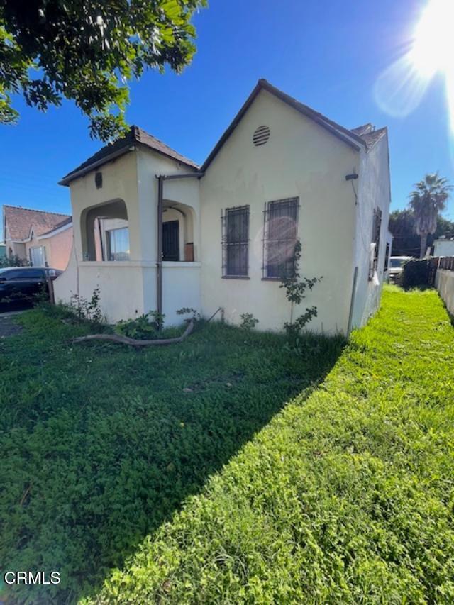 846 E 83rd Street, Los Angeles CA: https://media.crmls.org/mediaz/fd2d54c4-9b1c-485f-8139-3762886a05b9.jpg
