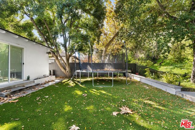 3443 Mandeville Canyon Road, Los Angeles CA: https://media.crmls.org/mediaz/fd2d8ee2-742b-4ee4-aeaa-11fbdbe38b52.jpg