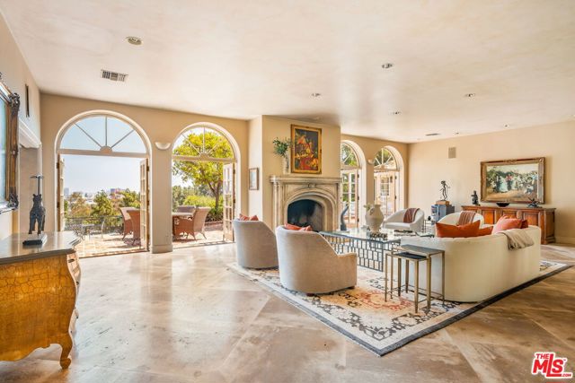 Drew Fenton | 10820 Ambazac Way Los Angeles CA | MLS: 7585443