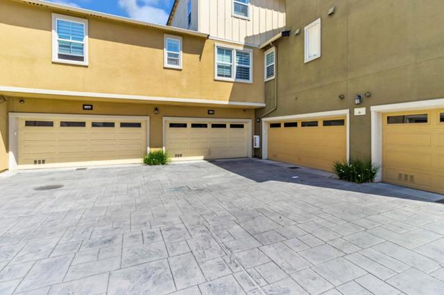 1490 Coyote Creek Way, Milpitas CA: https://media.crmls.org/mediaz/fd2e8113-ad98-428a-9a30-026dccae667d.jpg