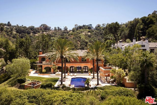 6 Bed Home for Sale in Beverly Hills, California