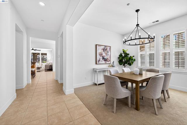 Image 5 of 45 For 5564 Stockton Loop