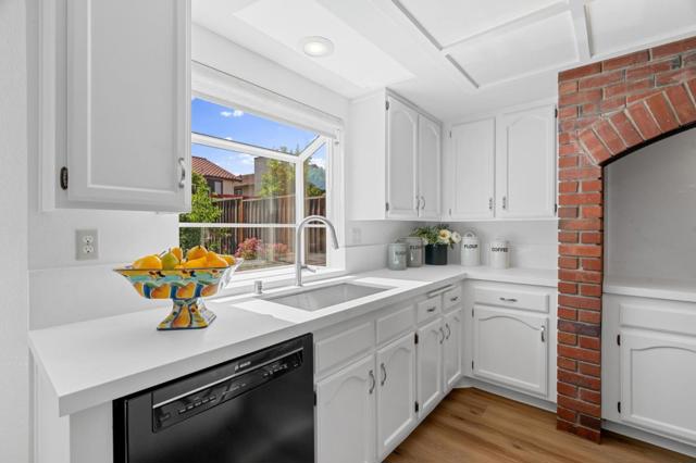 798 Hamilton Avenue, Milpitas CA: https://media.crmls.org/mediaz/fd2fe378-c339-4eed-9375-8934c3612948.jpg