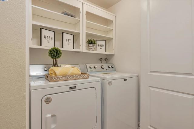 Image 9 of 32 For 1775 Panda Way  103