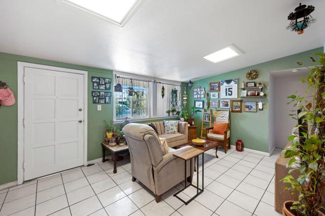 30201 San Diego Drive, Cathedral City CA: https://media.crmls.org/mediaz/fd32e962-2802-416f-a4f3-2c76940376ed.jpg