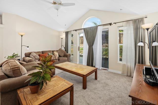 3691 Gracia Paseo, Spring Valley CA: https://media.crmls.org/mediaz/fd331187-730a-4463-8398-8df5b6e82d48.jpg