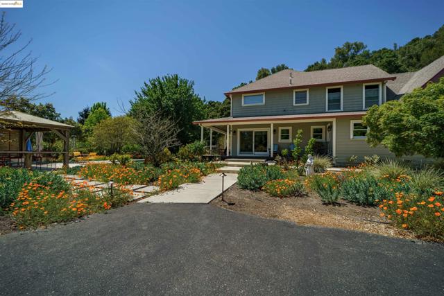 300 Rancho de Maria, Martinez CA: https://media.crmls.org/mediaz/fd33deba-291c-4ead-9103-6bcac9148b48.jpg