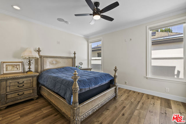 8944 Enfield Avenue, Sherwood Forest CA: https://media.crmls.org/mediaz/fd33e450-ad99-4f82-b9e5-5aaadd1b49f3.jpg