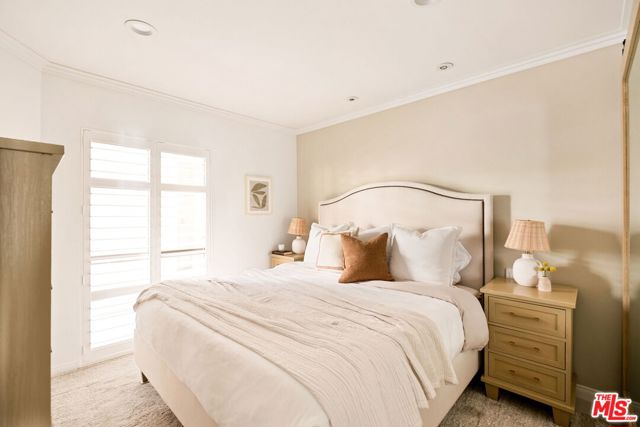 2940 Neilson Way, Santa Monica CA: https://media.crmls.org/mediaz/fd34617c-5c28-4082-ad1b-4e82703dcbd9.jpg