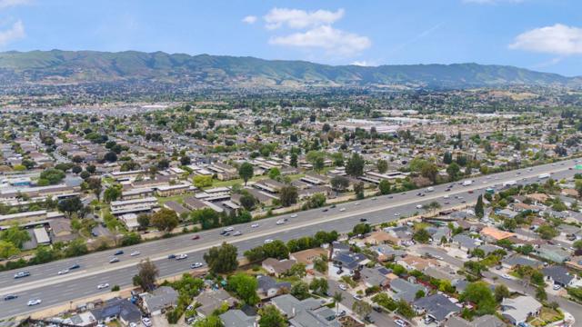 1321 Soto Court, San Jose CA: https://media.crmls.org/mediaz/fd349d65-0667-4270-97ef-4d4db24be0b2.jpg