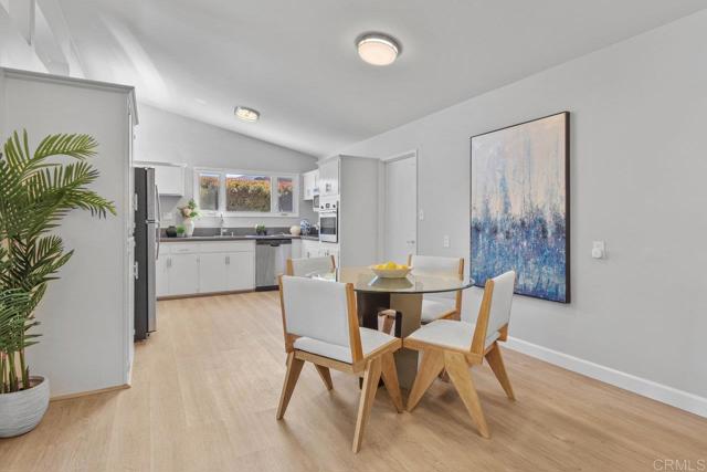 Detail Gallery Image 9 of 34 For 6065 Zora Street, La Mesa,  CA 91942 - 3 Beds | 2 Baths