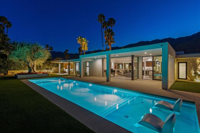 2290 S Yosemite Drive, Palm Springs CA: https://media.crmls.org/mediaz/fd34ea03-97fb-4950-b28f-1f9f654f897d.jpg