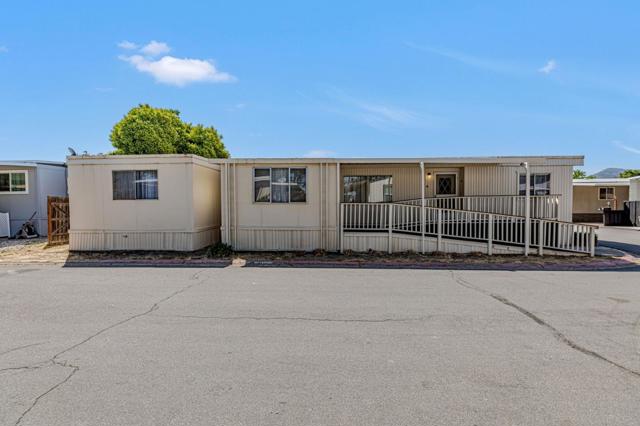 200 Burnett Avenue, Morgan Hill CA: https://media.crmls.org/mediaz/fd352595-cf58-40d0-859e-213ce471fc6e.jpg