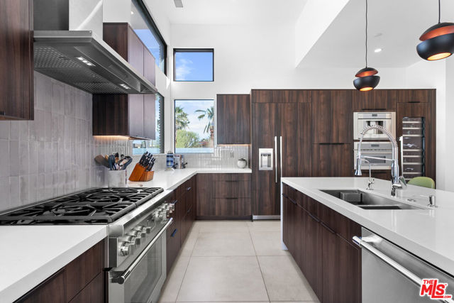 71108 Patricia Park Place, Rancho Mirage CA: https://media.crmls.org/mediaz/fd356ab2-efee-4702-8761-5de7b1849c96.jpg