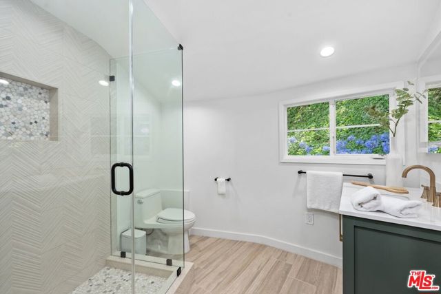 1818 Old Ranch Road, Los Angeles CA: https://media.crmls.org/mediaz/fd36471a-9457-4f1c-ac4d-2fd83dfa891c.jpg