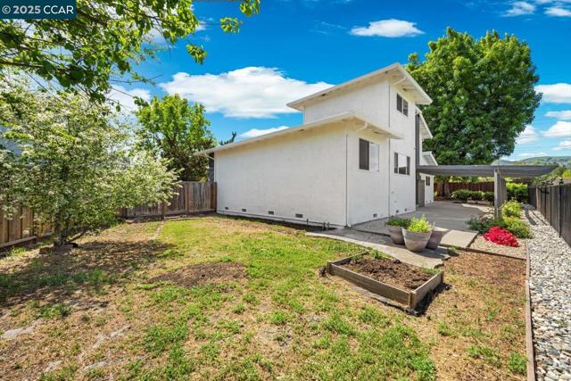 110 Santa Rosa Pl, San Ramon CA: https://media.crmls.org/mediaz/fd368792-697c-422b-95fd-6b4d88d76be8.jpg