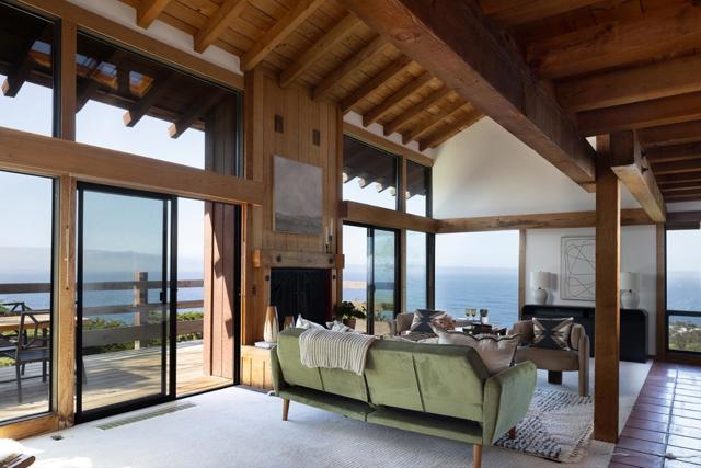 199 Upper Walden Road, Carmel CA: https://media.crmls.org/mediaz/fd36cd3e-77d9-4534-b99f-44903b86cab1.jpg