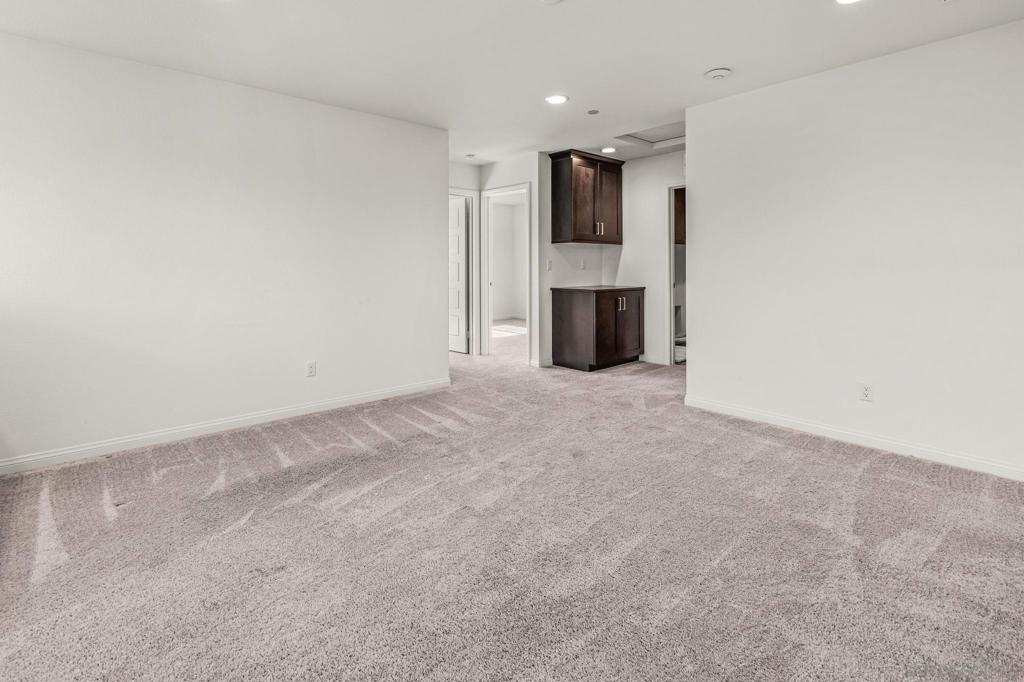 505 Pinedale - photo 14