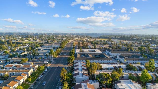 3571 Ruffin Rd, San Diego, California 92123, 2 Bedrooms Bedrooms, ,2 BathroomsBathrooms,Condominium,For Sale,Ruffin Rd,240021767SD