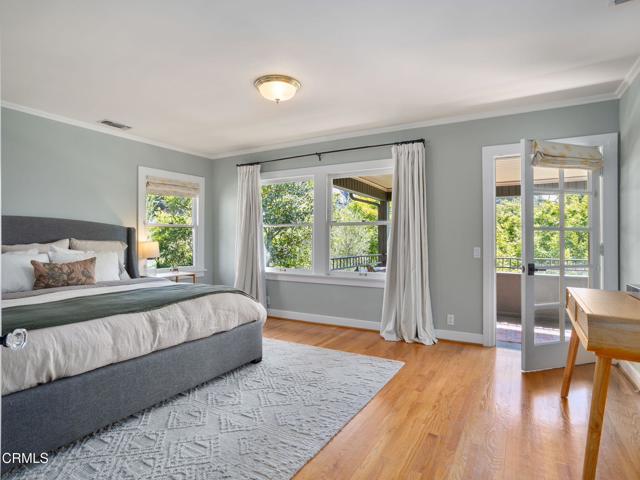 1327 Campbell Street, Glendale CA: https://media.crmls.org/mediaz/fd37975e-3fb7-40f4-85bf-f614621392f7.jpg