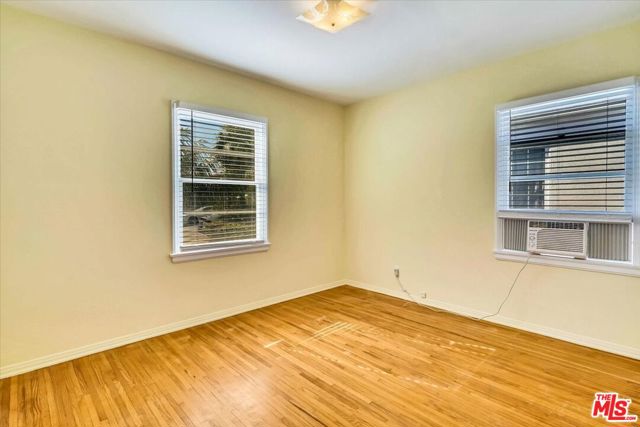 4026 McLaughlin Avenue photo 14