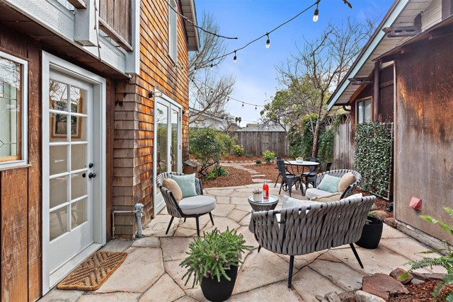 Image 16 of 49 For 1447 Kains Ave