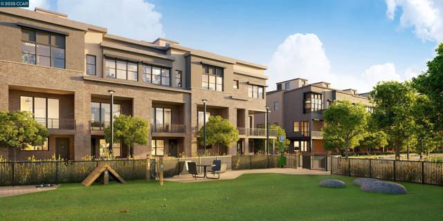 202 Stone Pine Terraces, Sunnyvale CA: https://media.crmls.org/mediaz/fd389e37-d906-4e1c-9aae-c71725f8bdd7.jpg