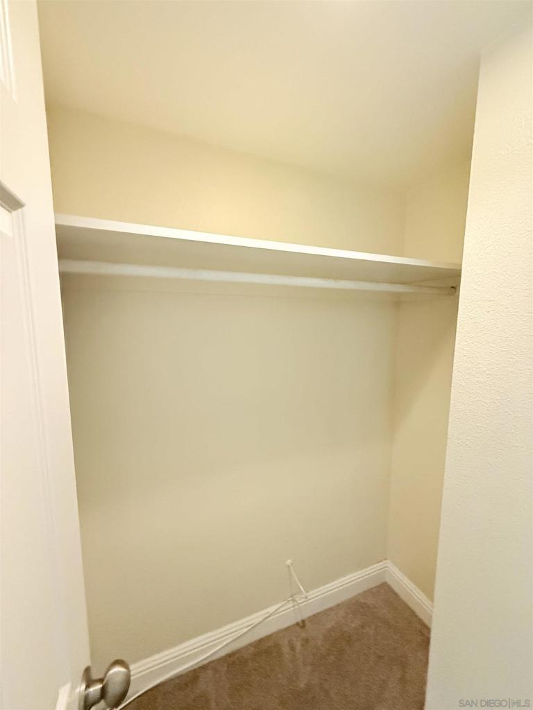 https://media.crmls.org/mediaz/fd38ac69-5a54-4c44-992c-243ff1714755.jpg?preset=X-Large