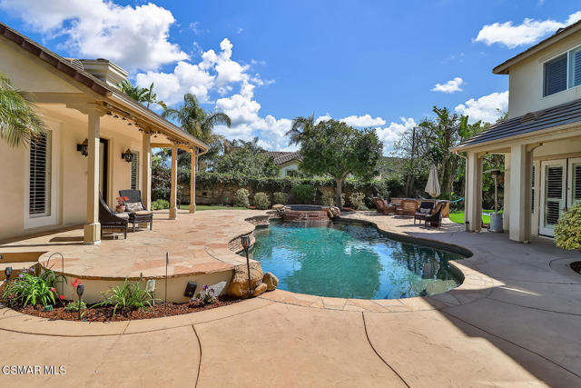 164 Via Sandra, Newbury Park CA: https://media.crmls.org/mediaz/fd38b6bf-e6e1-42f4-bc1c-320badad47af.jpg