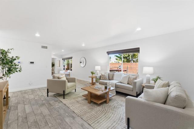 Detail Gallery Image 9 of 44 For 302 Worthington St, Spring Valley,  CA 91977 - 3 Beds | 2 Baths