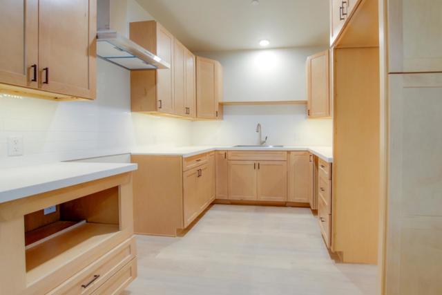 400 San Benito Street, Hollister CA: https://media.crmls.org/mediaz/fd3b709a-66fb-4545-97a6-6ee023a3d114.jpg