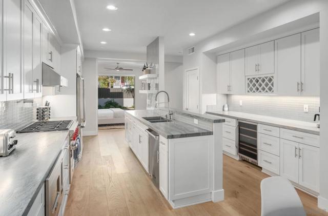 851 53 Sapphire, San Diego CA: https://media.crmls.org/mediaz/fd3bcb0b-db19-4f74-b4c1-7a9fad08f25e.jpg