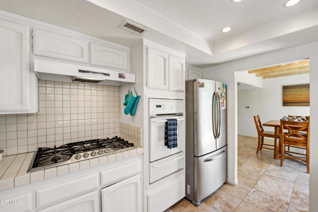 Detail Gallery Image 16 of 31 For 5100 Whitecap St, Oxnard,  CA 93035 - 4 Beds | 3/1 Baths