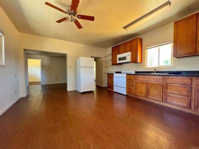 Detail Gallery Image 13 of 23 For 2150 Michael Ave, Stockton,  CA 95206 - – Beds | – Baths