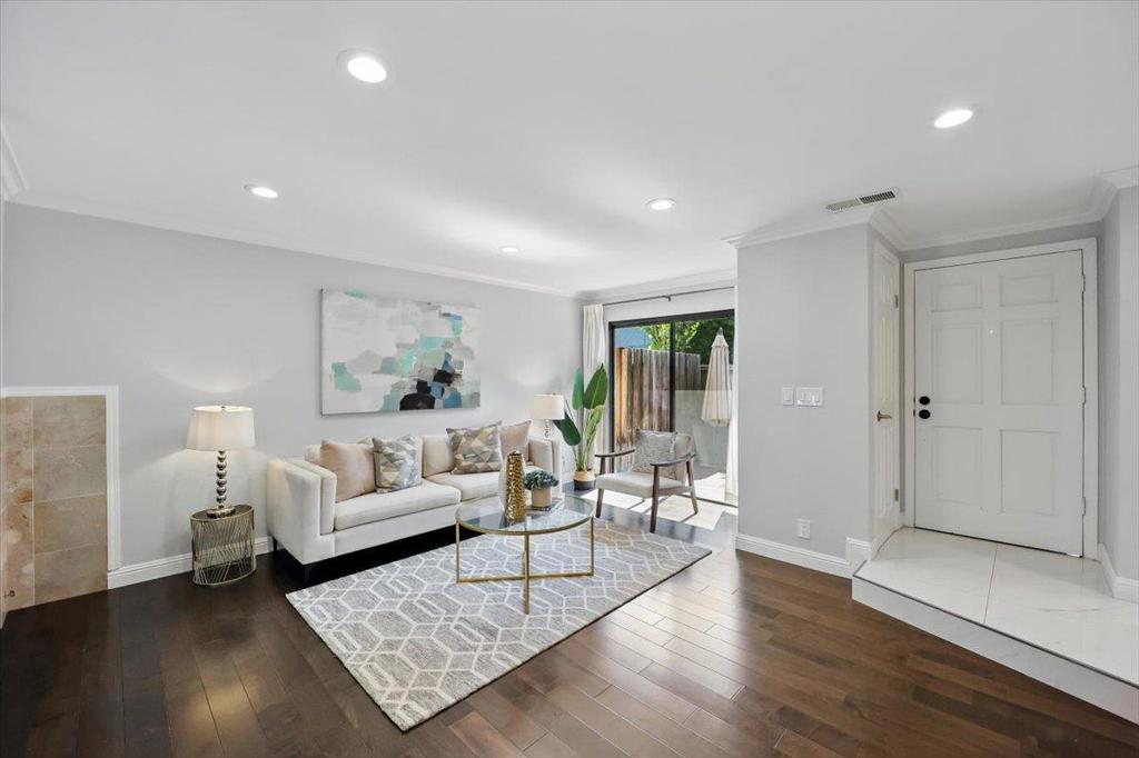 2216 Fazeli Court