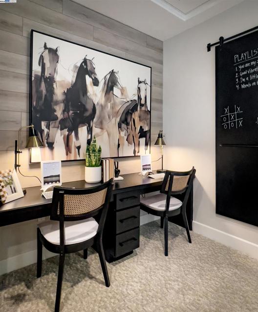 119 Compass Drive, Napa CA: https://media.crmls.org/mediaz/fd3e2fe6-968f-4952-a503-3a3037269f18.jpg