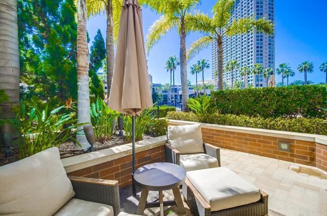 Detail Gallery Image 1 of 1 For 500 W Harbor Dr #109,  San Diego,  CA 92101 - 2 Beds | 2/1 Baths