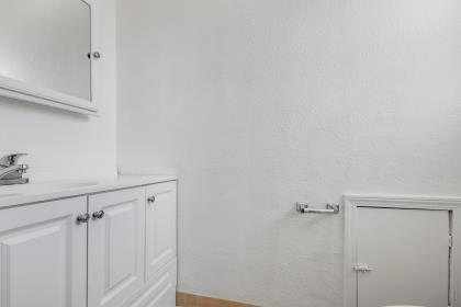 1699 Highland Street, Seaside CA: https://media.crmls.org/mediaz/fd3f83a4-1965-495e-9a32-909677826445.jpg