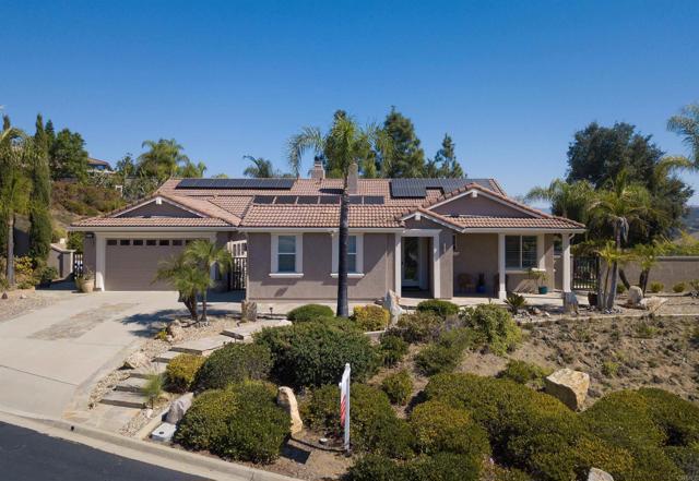 Detail Gallery Image 1 of 1 For 27755 Golden Leaf Pl, Escondido,  CA 92026 - 4 Beds | 3 Baths