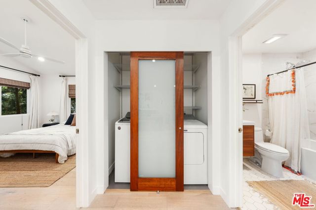 5627 Lemp Avenue, North Hollywood CA: https://media.crmls.org/mediaz/fd401e82-4586-4ab2-8475-8c3f75f71789.jpg